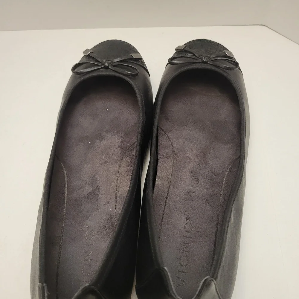 Vionic Minna Ballet Flats Women's Size 9.5‎ Flexible Black Leather Slip On Shoes